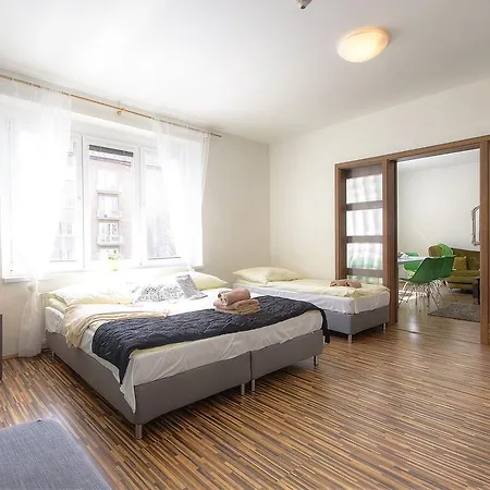 Centrum Vltava River Apartment