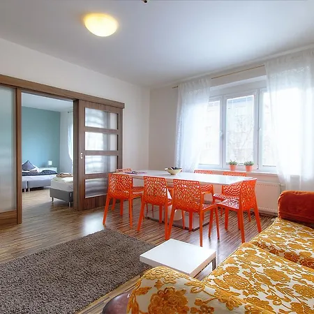 Centrum Vltava River Apartment